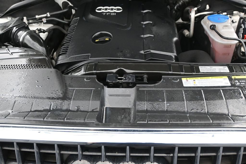 Used 2017 Audi Q5 2.0T Premium AWD/4WD image 17