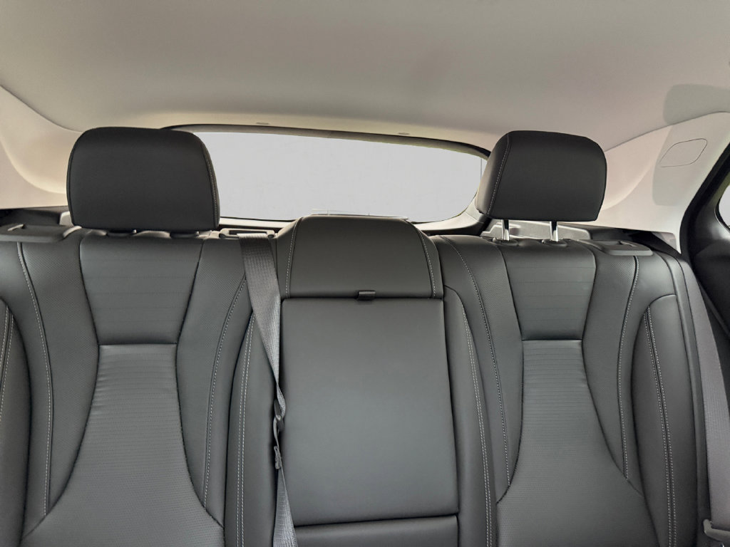 Used 2024 Buick Envision Preferred AWD/4WD image 14