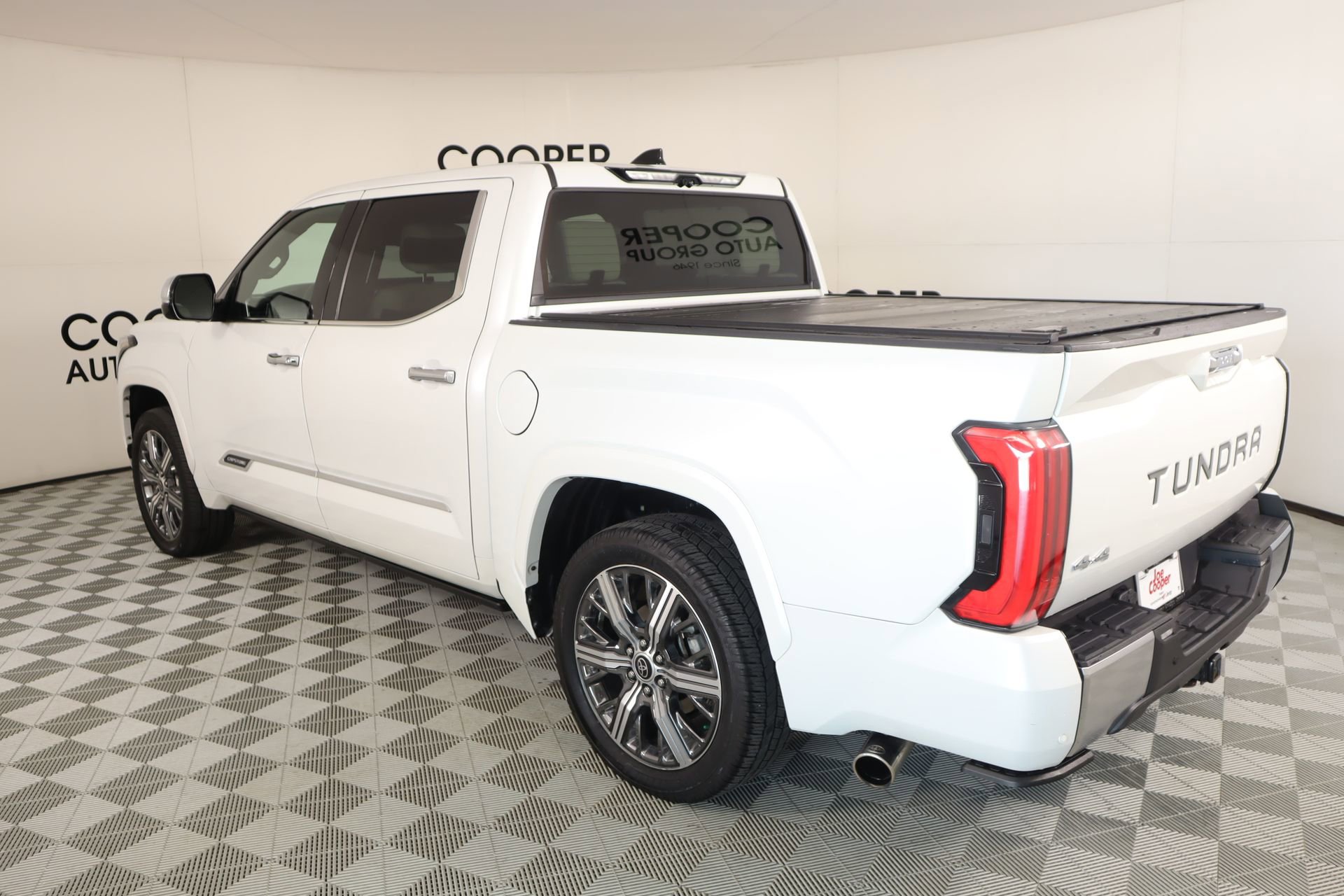 Used 2022 Toyota Tundra Capstone AWD/4WD image 23