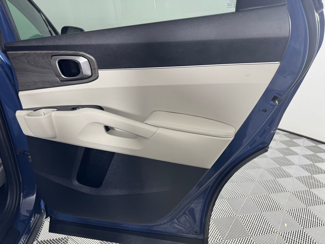 Used 2025 Kia Sorento X-Line EX image 29