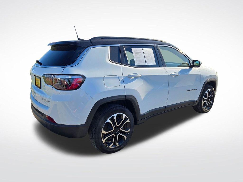 Used 2023 Jeep Compass Limited AWD/4WD image 3