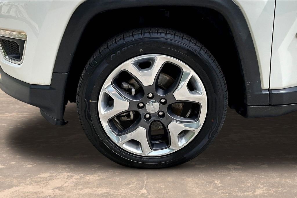 Used 2018 Jeep Compass Limited w/ Navigation Group AWD/4WD image 36
