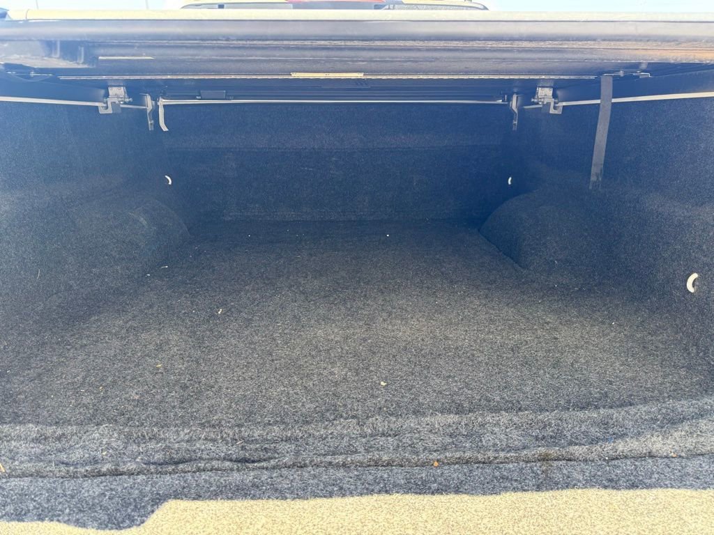 Used 2017 GMC Canyon SLT w/ Driver Alert Package image 7