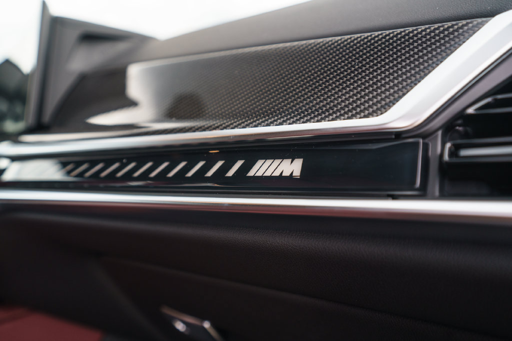 New 2027 BMW X6 M60i AWD/4WD image 35