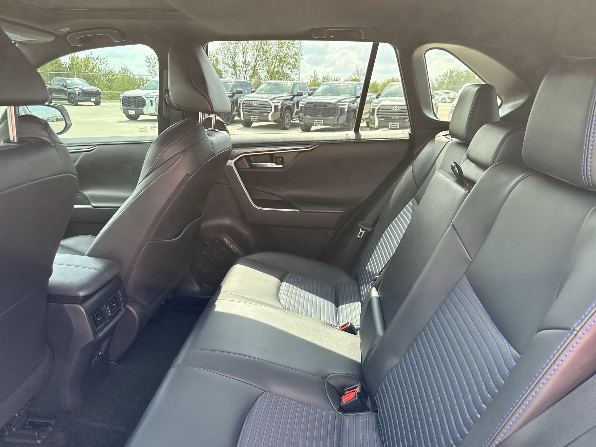 Certified 2024 Toyota RAV4 XSE AWD/4WD image 25