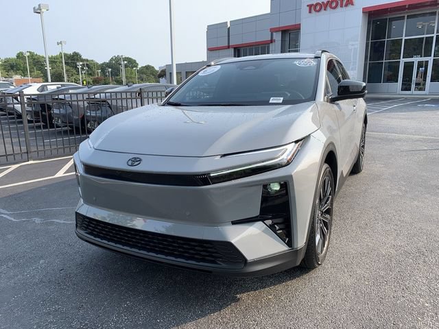 Certified 2026 Toyota C-HR AWD/4WD image 4
