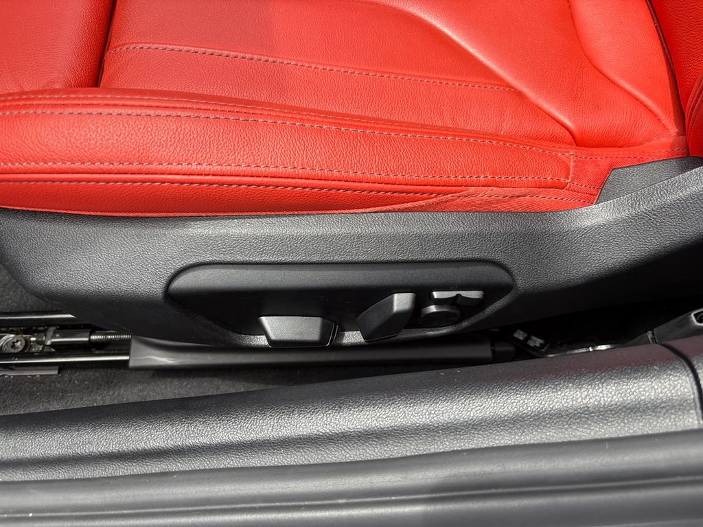 Used 2022 BMW Z4 M40i w/ Premium Package RWD image 35