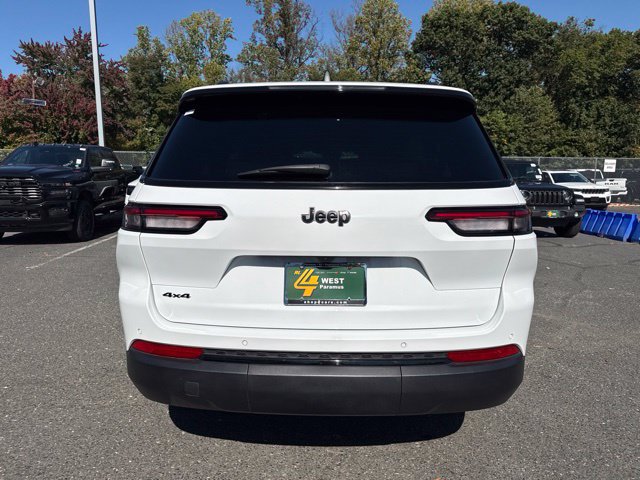 Used 2025 Jeep Grand Cherokee L Altitude AWD/4WD image 19