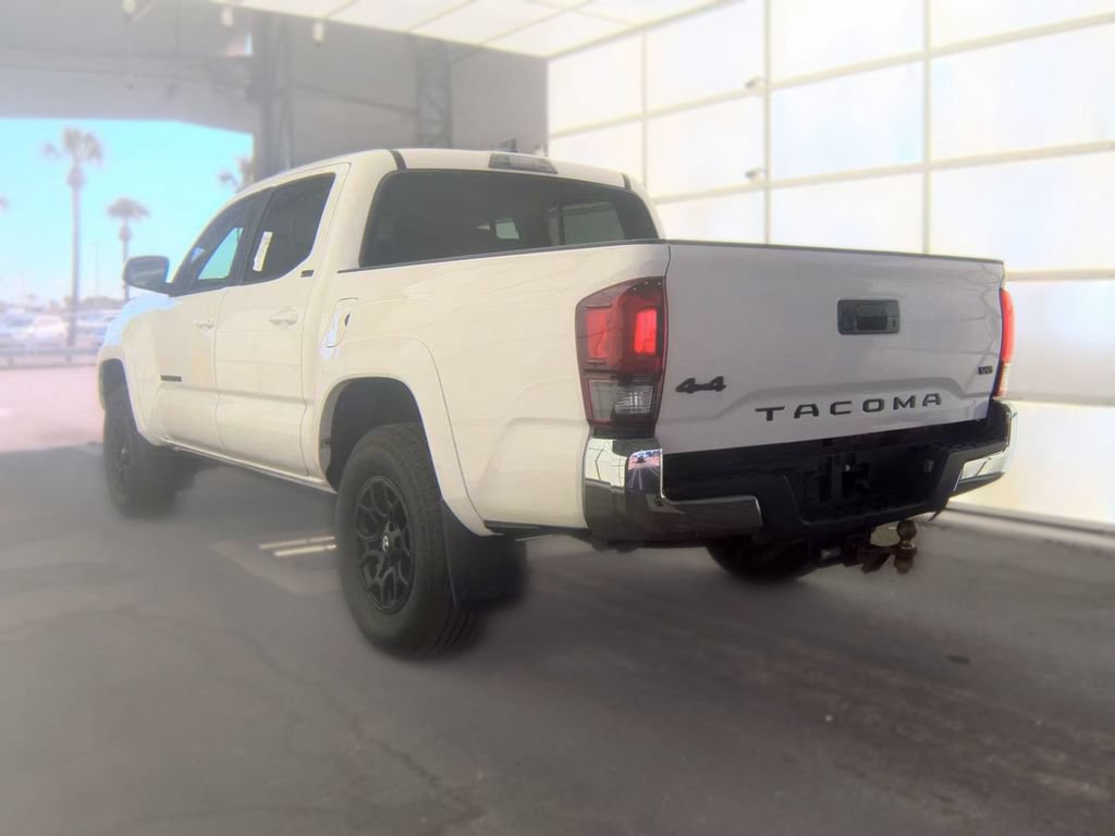 Used 2021 Toyota Tacoma SR5 w/ Blackout Package (TMS) AWD/4WD image 3