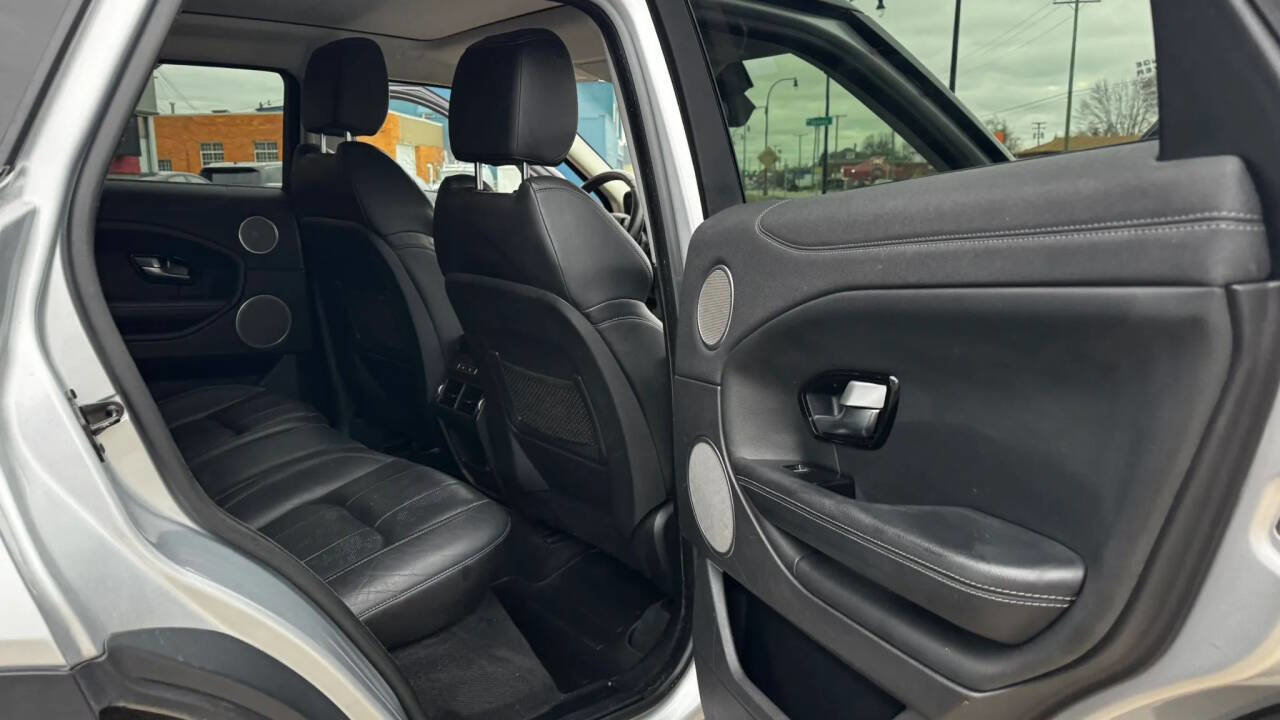 Used 2018 Land Rover Range Rover Evoque image 16