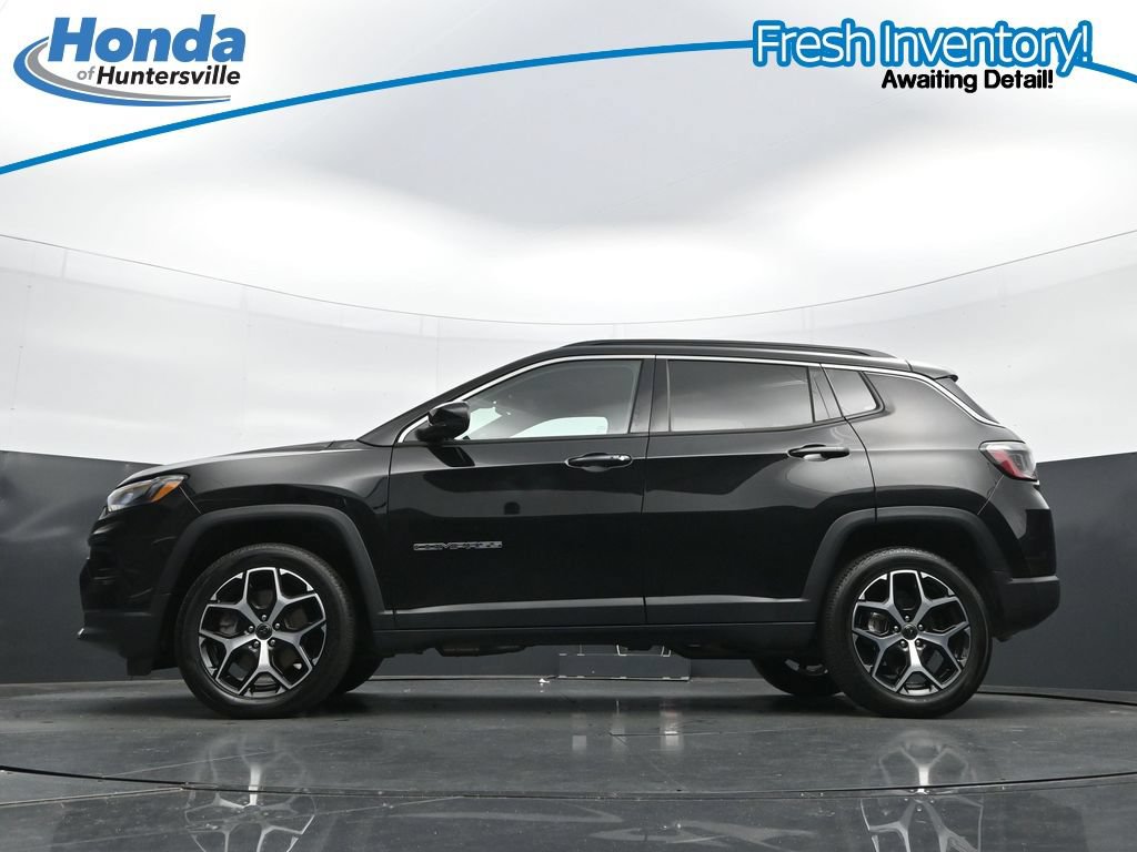 Used 2025 Jeep Compass Limited AWD/4WD image 29