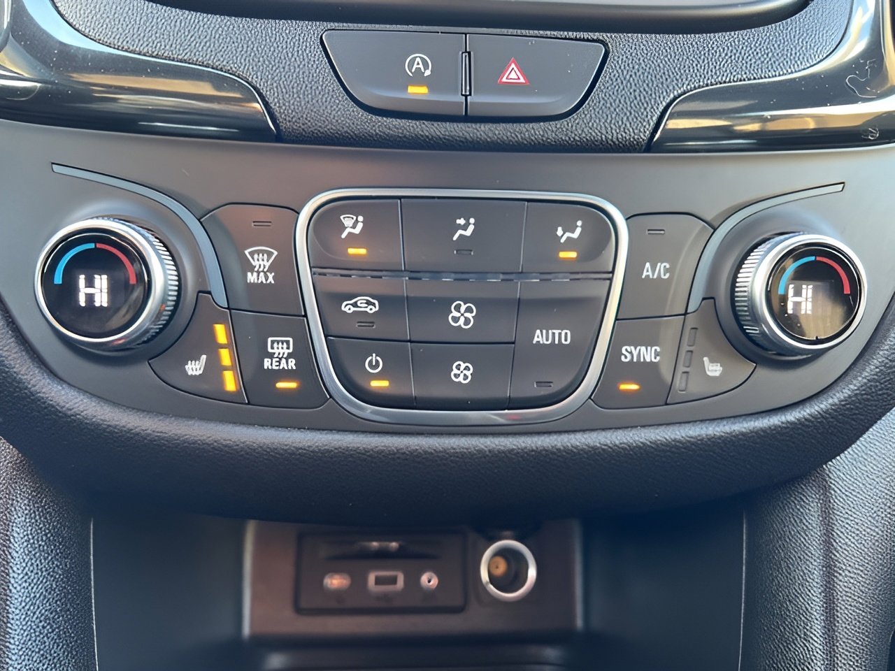 Used 2024 Chevrolet Equinox RS image 12