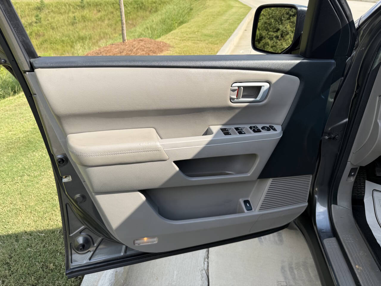 Used 2011 Honda Pilot EX-L image 27