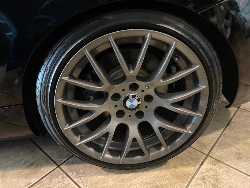 Used 2009 BMW 135i Convertible image 41