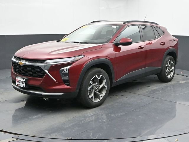 Used 2025 Chevrolet Trax LT image 6