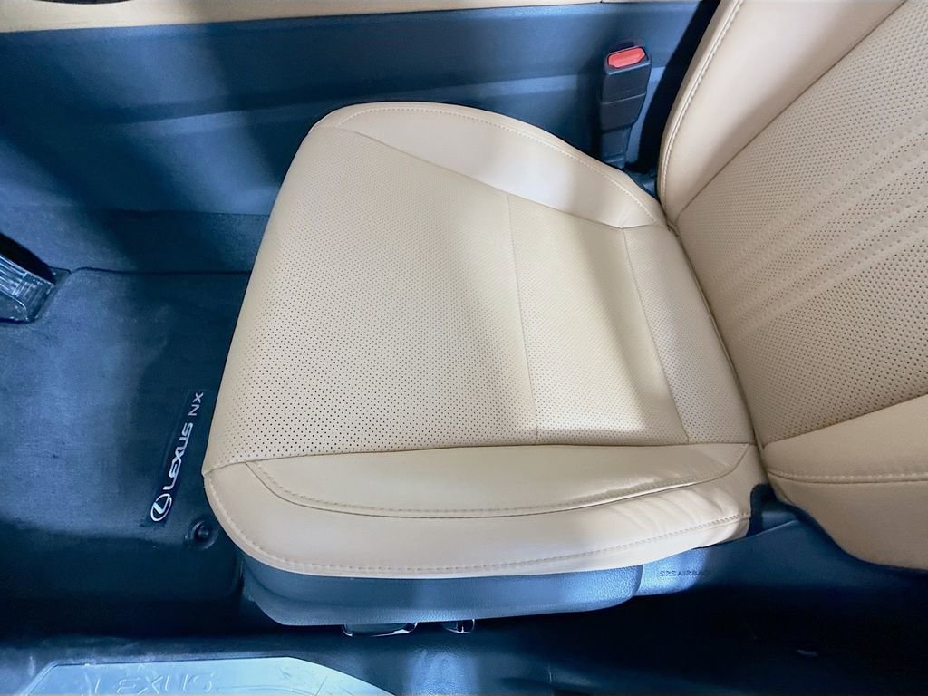 Used 2025 Lexus NX 250 FWD w/ Premium Package image 19