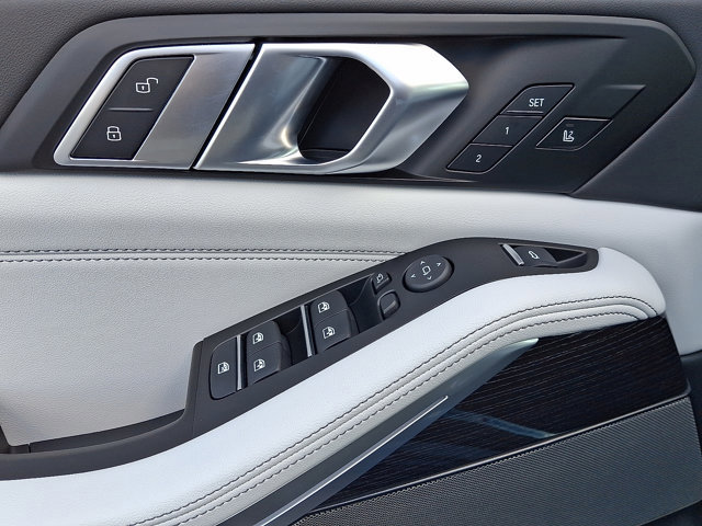 New 2026 BMW X5 xDrive40i w/ M Sport Package image 8