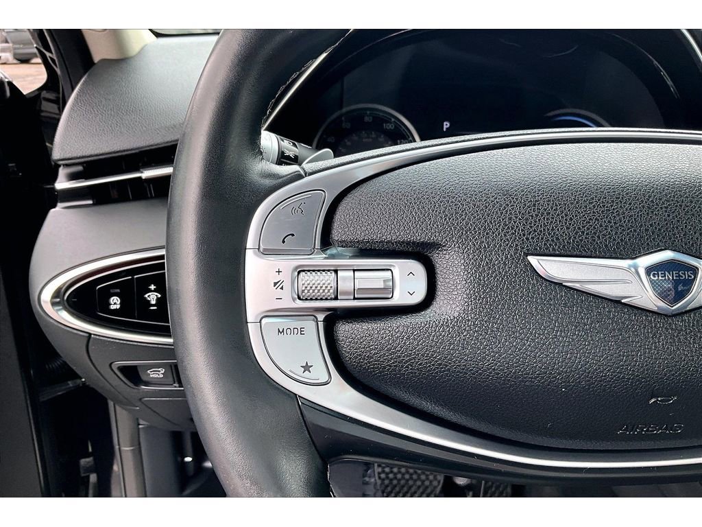 Used 2023 Genesis GV70 2.5T w/ Advanced Package image 11