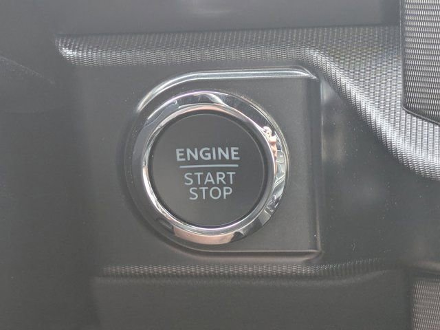 Used 2024 Ford F150 Platinum image 25