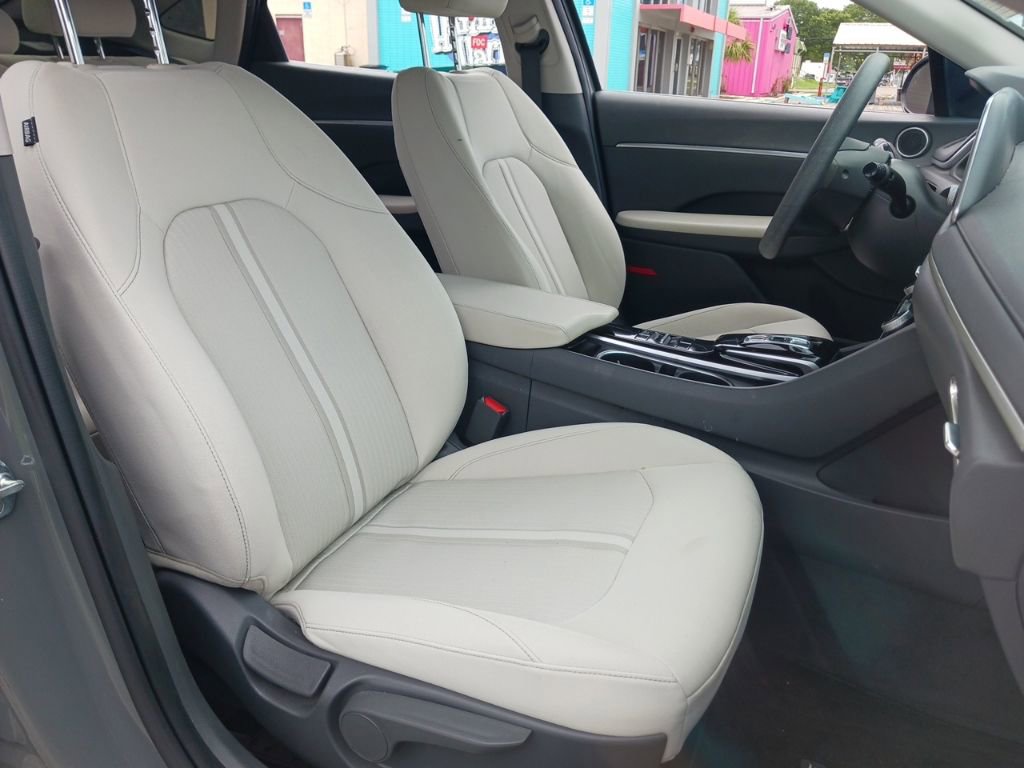 Used 2022 Hyundai Sonata SEL w/ Cargo Package FWD image 16