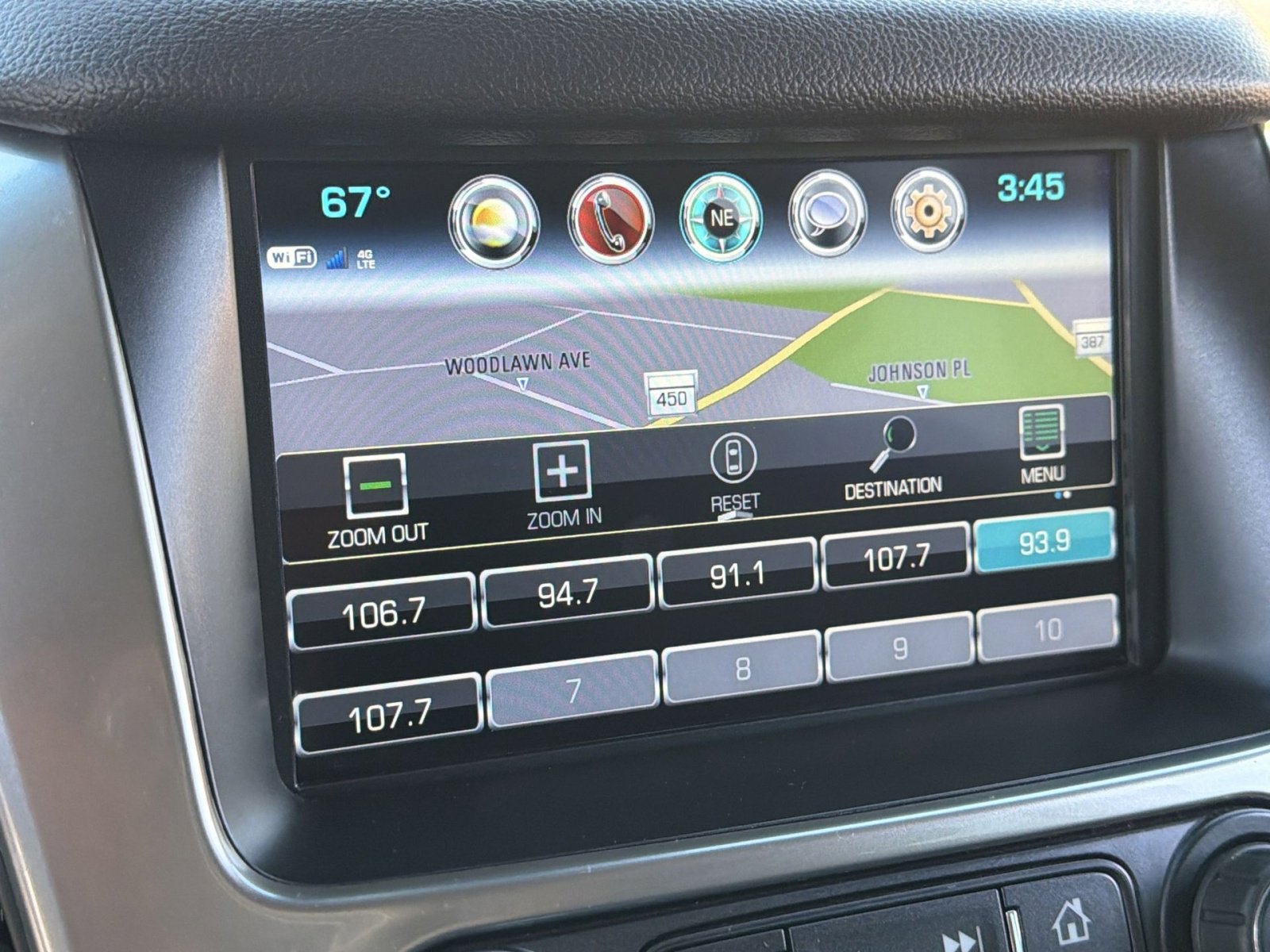 Used 2019 Chevrolet Tahoe Premier AWD/4WD image 21