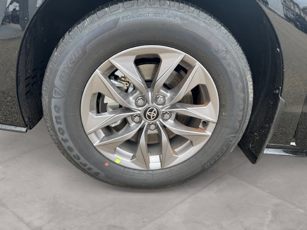 New 2026 Toyota Sienna XLE AWD/4WD image 14