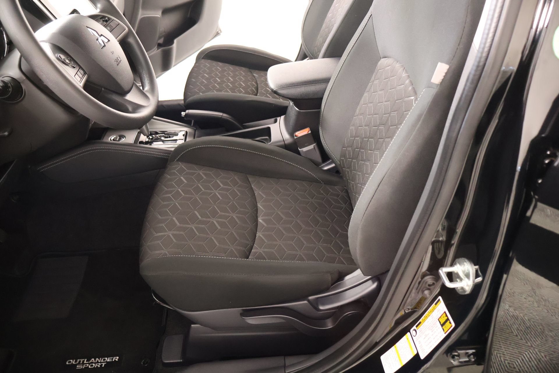 Used 2026 Mitsubishi Outlander Sport AWD image 10