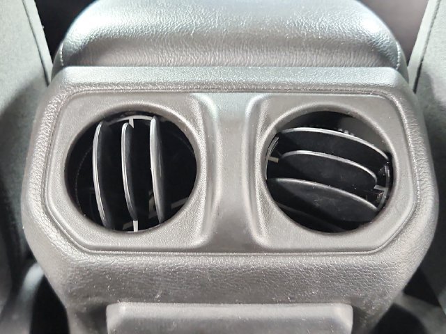 Used 2024 Jeep Wrangler Unlimited Sport AWD/4WD image 35