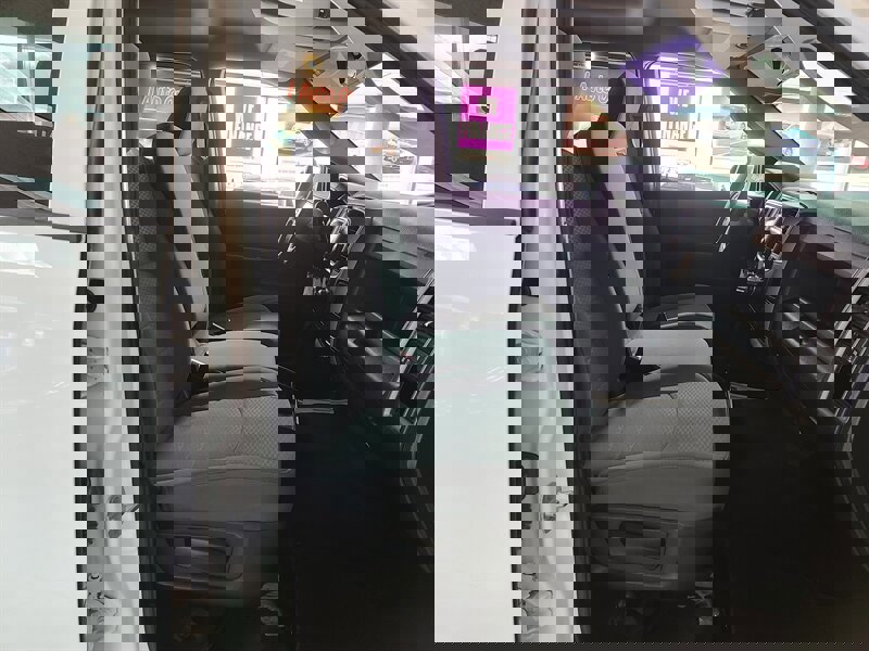 Used 2014 RAM 1500 Express image 15