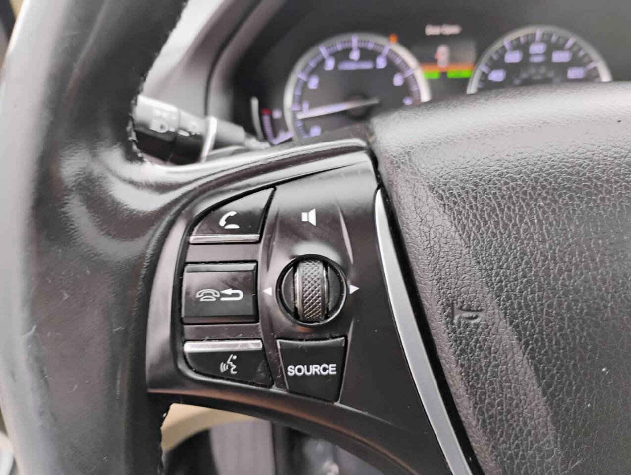 Used 2020 Acura TLX image 17