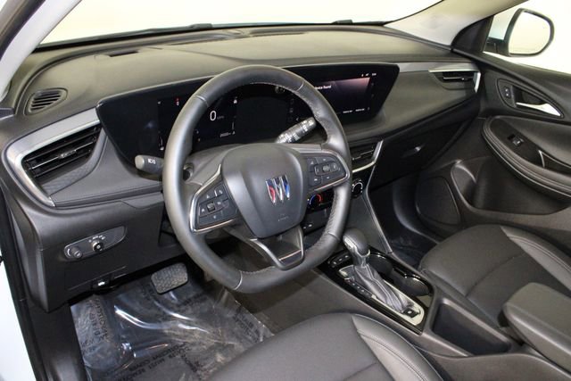 Used 2024 Buick Encore GX Sport Touring image 19