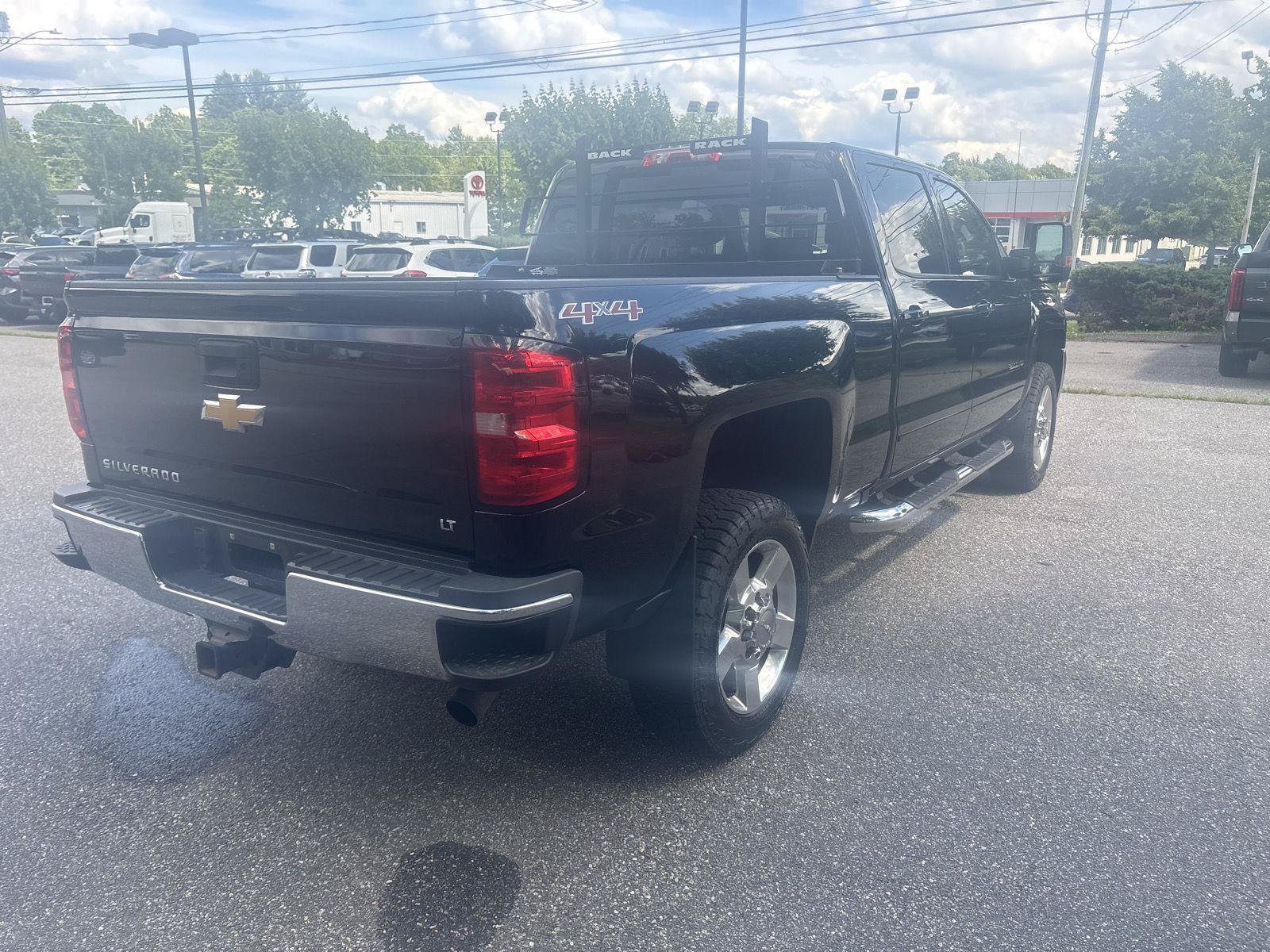 Used 2017 Chevrolet Silverado 2500 LT w/ All Star Edition AWD/4WD image 7