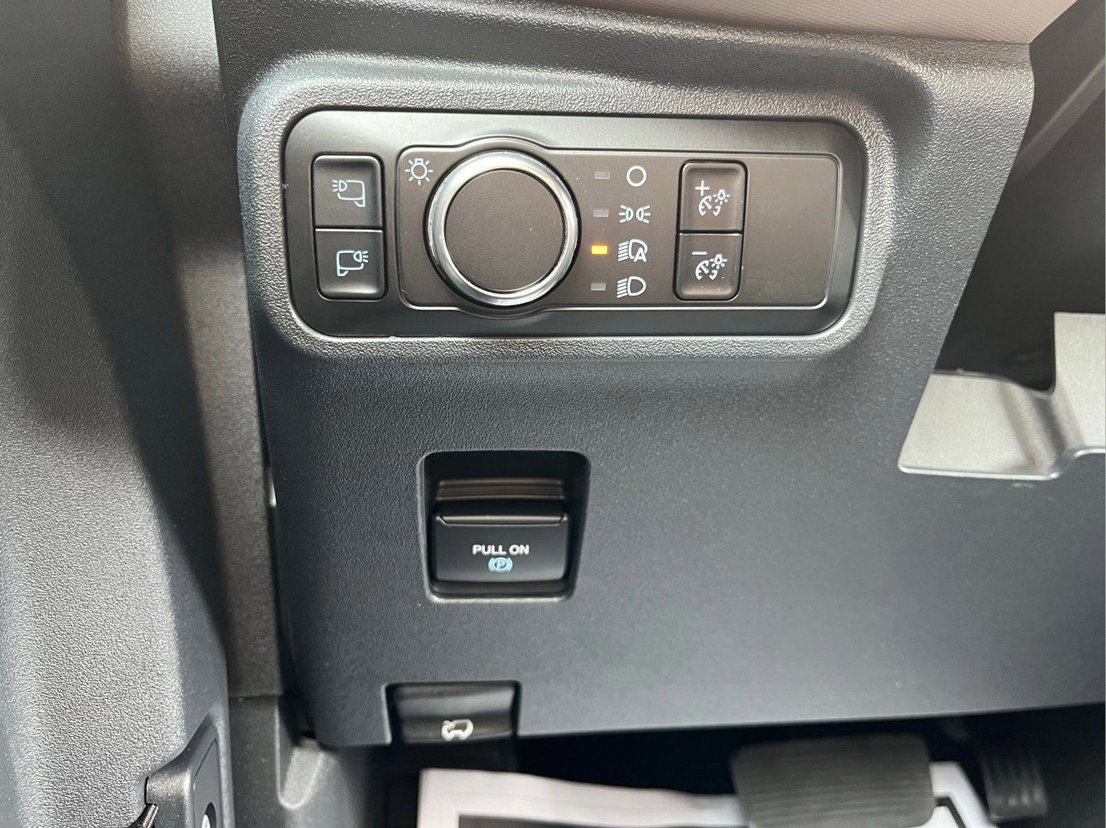 Used 2024 Ford Bronco Wildtrak image 14