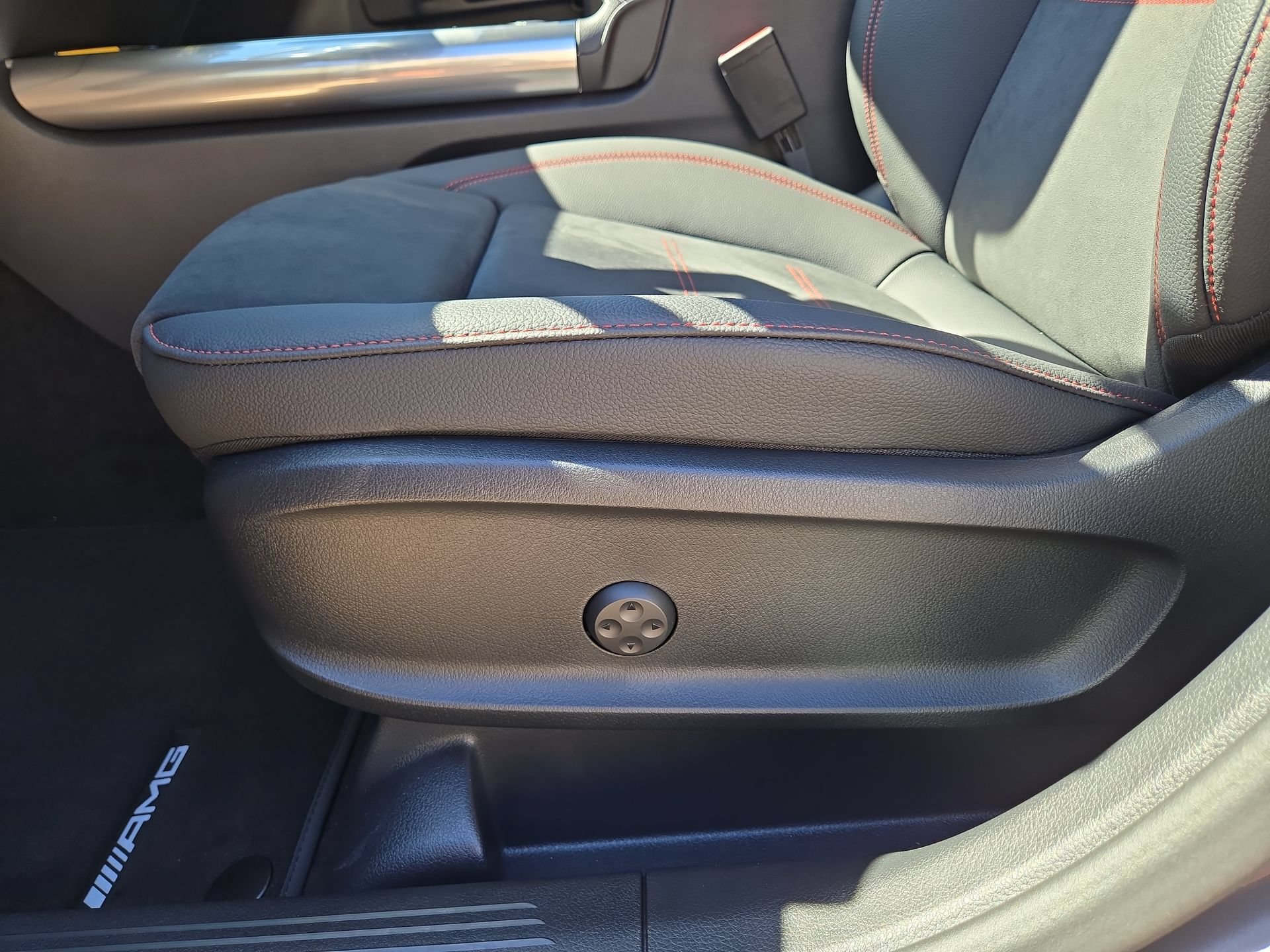 New 2026 Mercedes-Benz GLA 250 4MATIC image 17