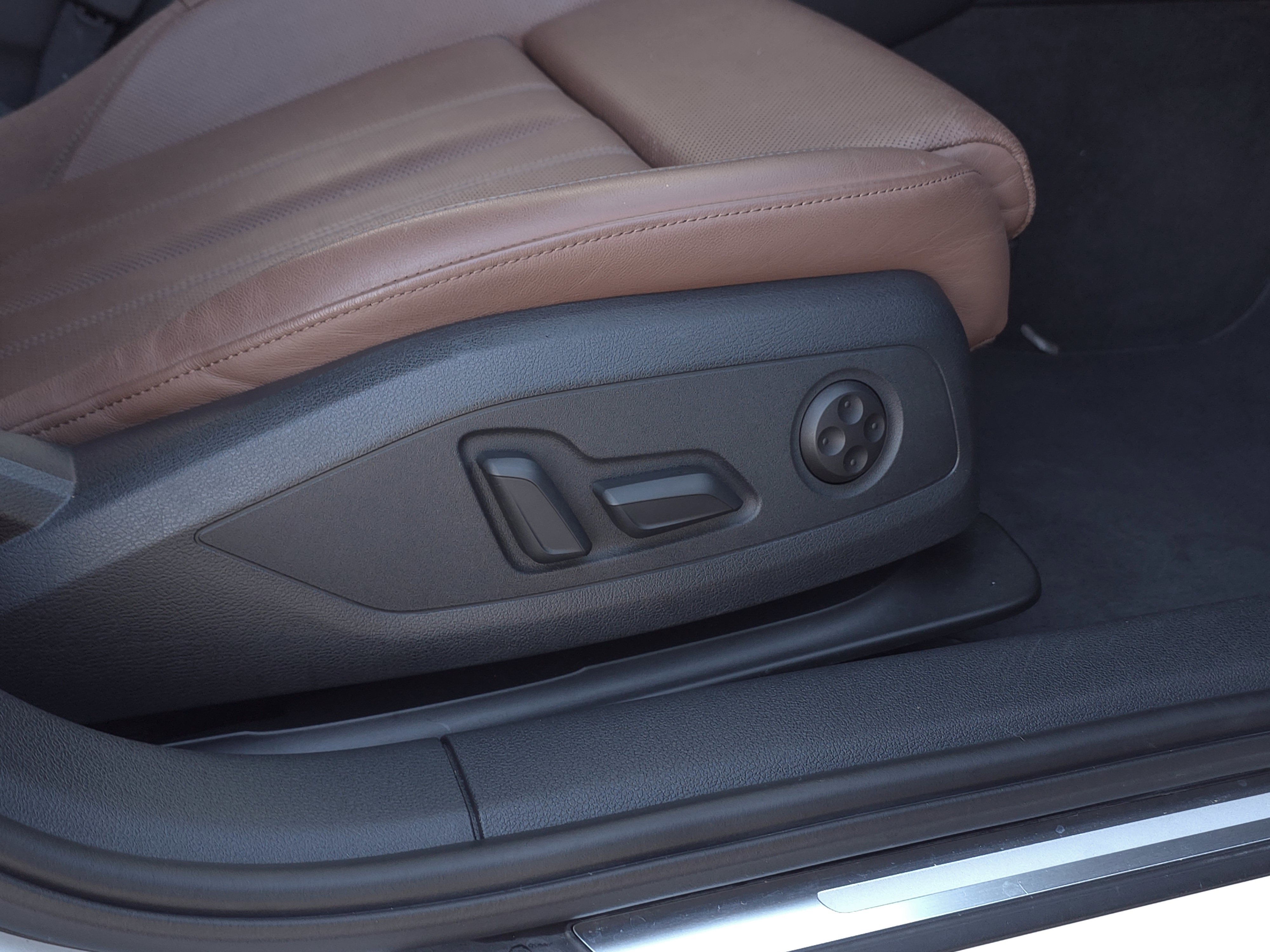 Used 2021 Audi A4 2.0T Premium Plus w/ Premium Plus Package image 42