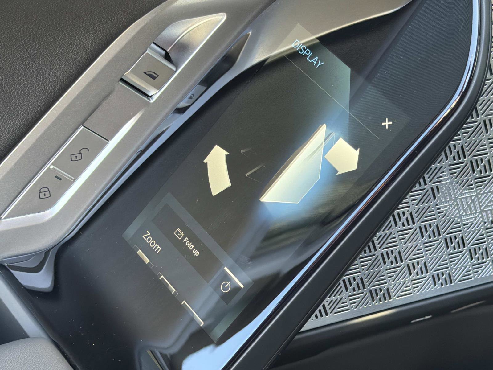 Used 2025 BMW i7 M70 w/ Executive Package image 13