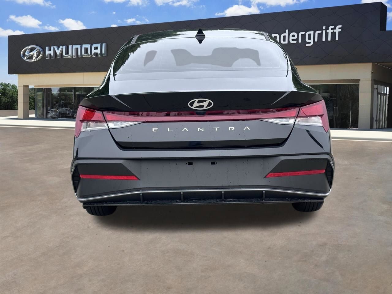 Used 2026 Hyundai Elantra SE FWD image 9