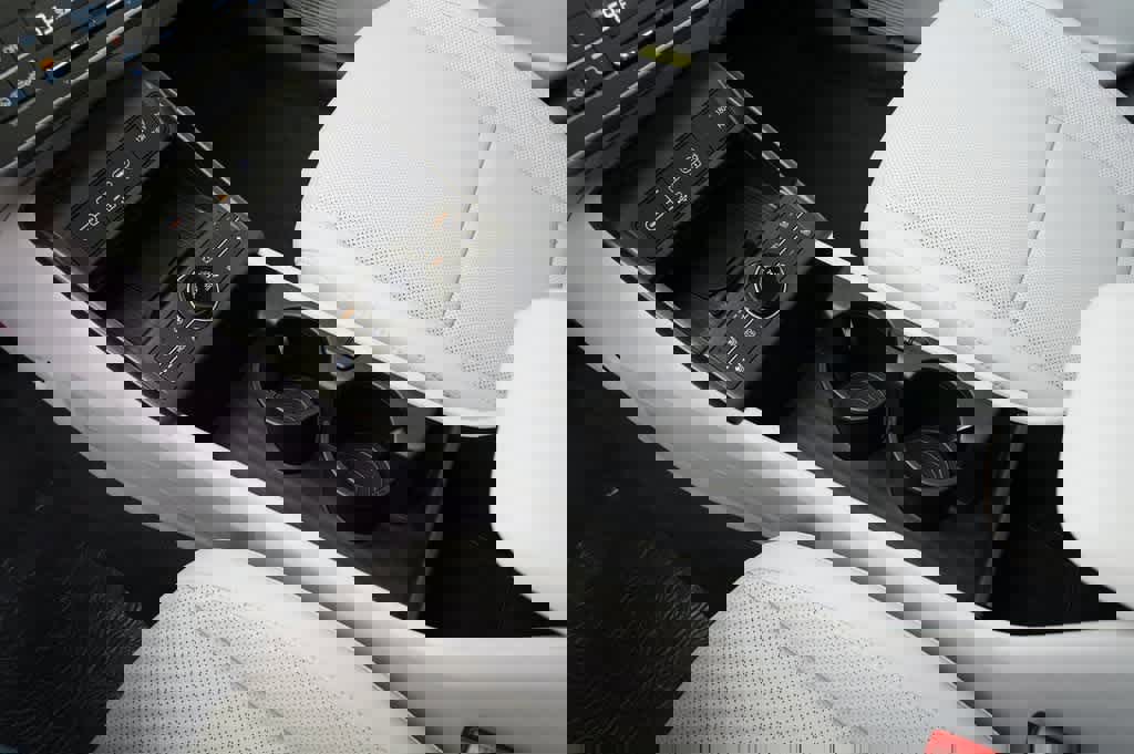 New 2026 Hyundai Kona Limited image 24