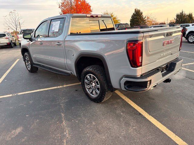 Used 2024 GMC Sierra 1500 AT4 w/ Technology Package AWD/4WD image 18