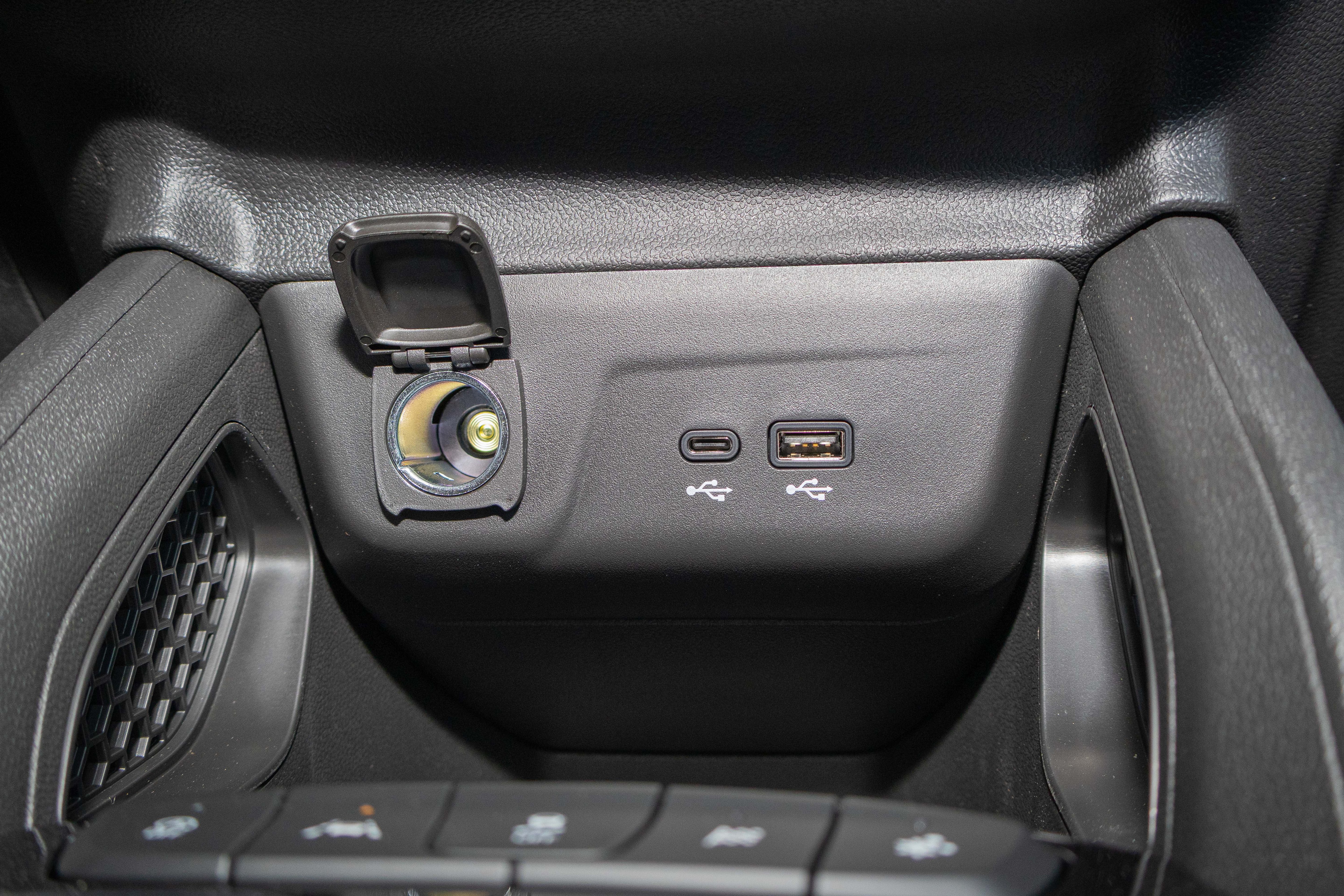 New 2026 Chevrolet TrailBlazer RS w/ Convenience Package FWD image 19
