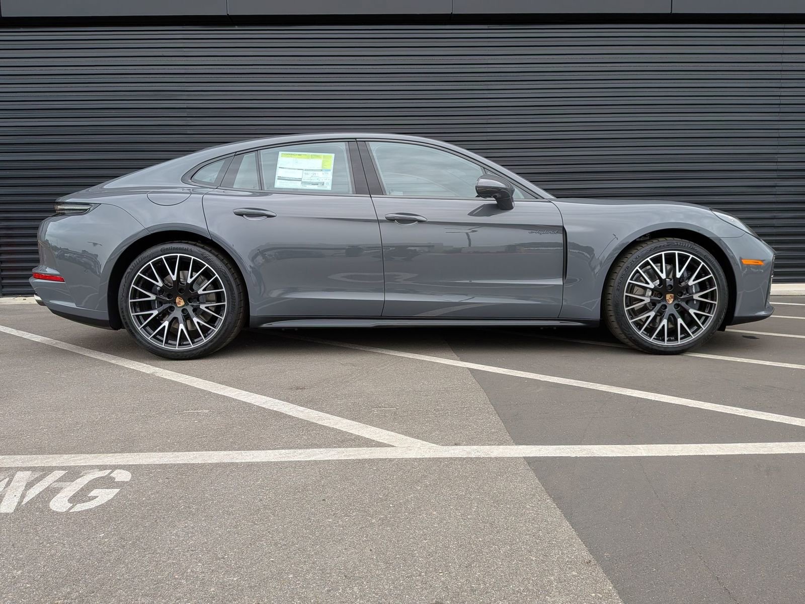 New 2026 Porsche Panamera 4 image 8
