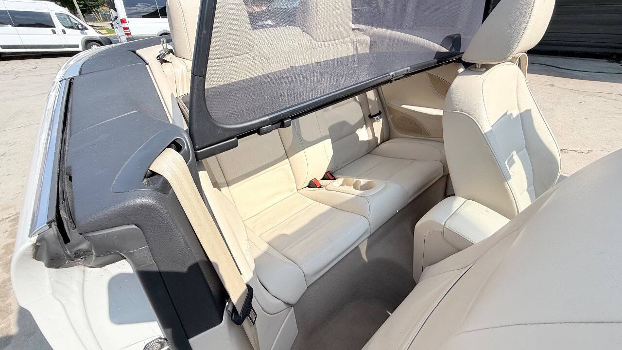 Used 2012 Volkswagen Eos Komfort FWD image 50