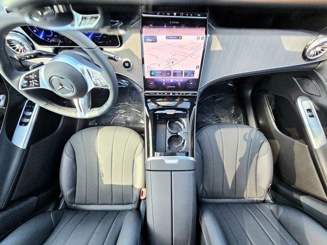New 2026 Mercedes-Benz EQE 320 4MATIC SUV image 28