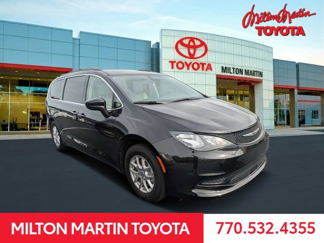 Used 2021 Chrysler Voyager Lxi image 1