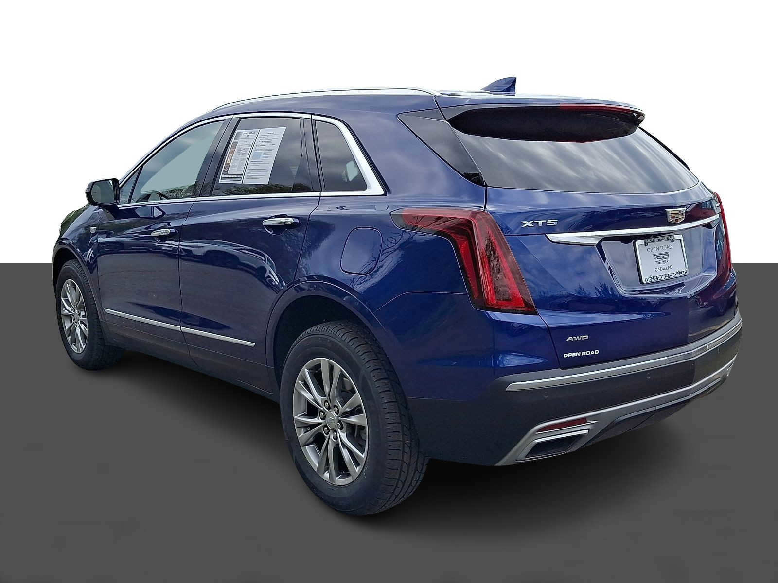 Certified 2023 Cadillac XT5 Premium Luxury AWD/4WD image 4