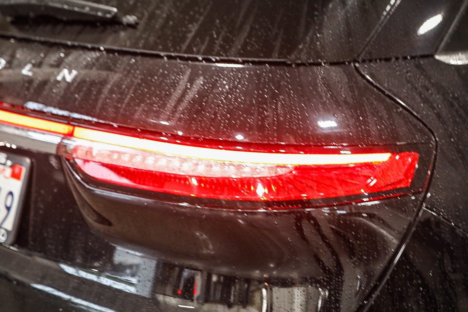 Used 2020 Lincoln Corsair Reserve w/ Equipment Group 201A image 9