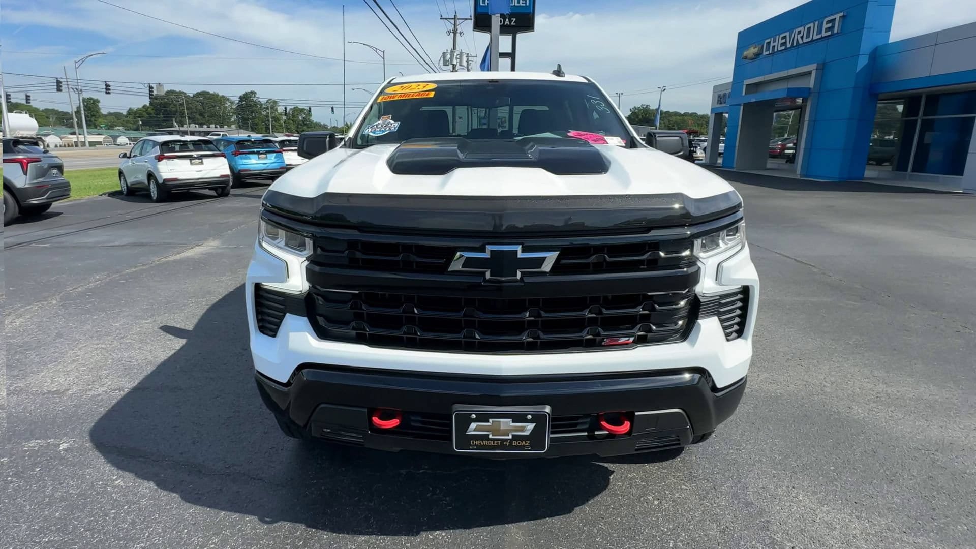 Used 2023 Chevrolet Silverado 1500 LT Trail Boss w/ Protection Package AWD/4WD image 3