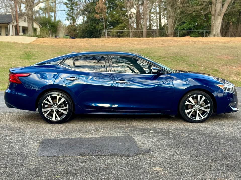 Used 2017 Nissan Maxima 3.5 SV image 3