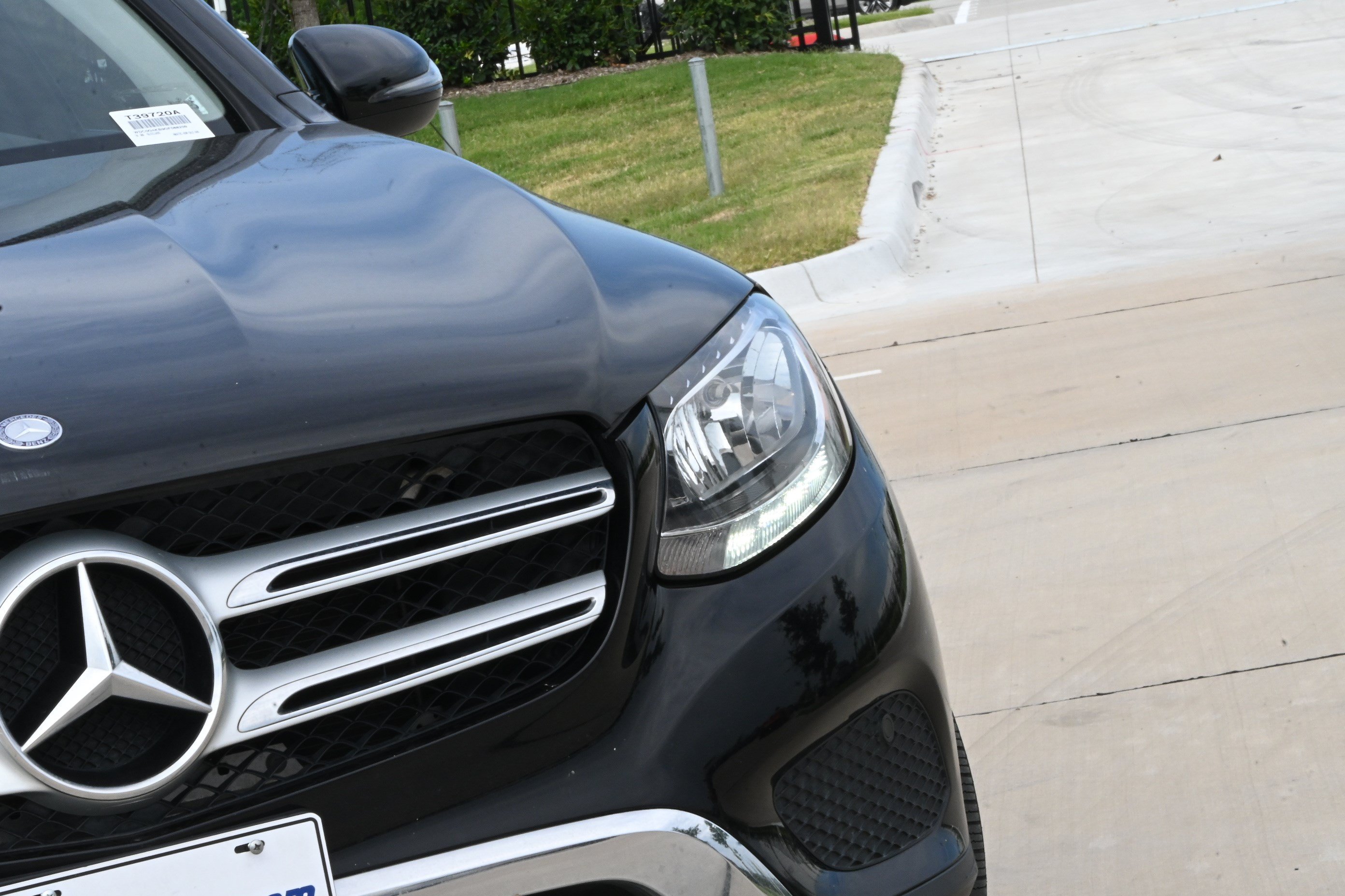 Used 2016 Mercedes-Benz GLC 300 4MATIC image 10