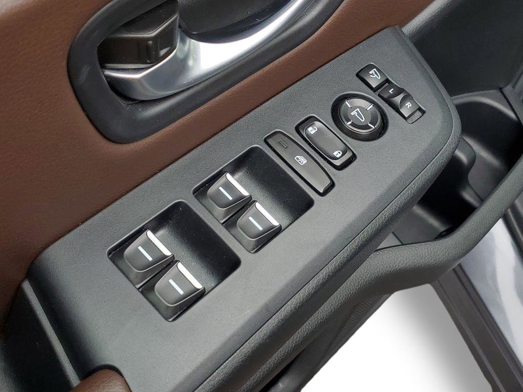 Certified 2025 Honda Pilot Elite image 13